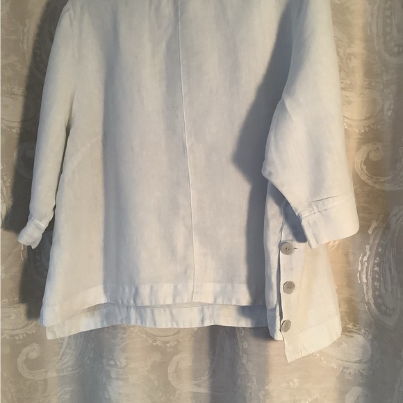 ICE BLUE LINEN! - Picture 3 of 6